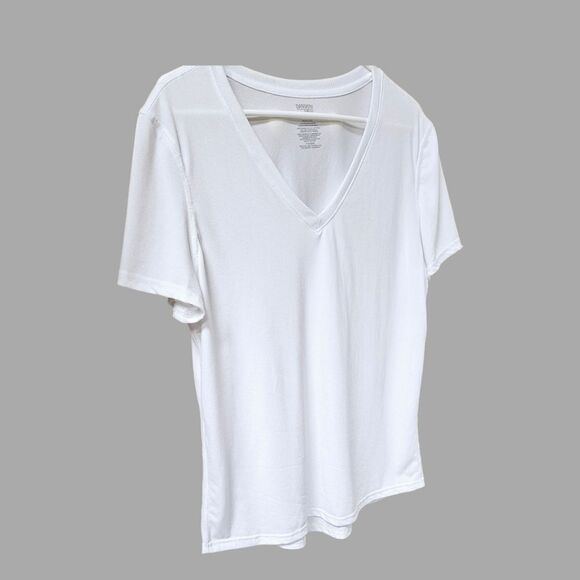 NWOT DANSKIN NOWโPlus Size White V- Neck Tee With Dri-More - Picture 5 of 10